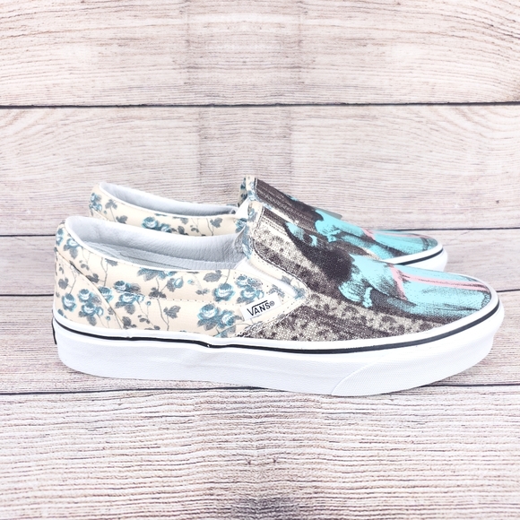 NEW Vans The Shining Twins Classic Slip-on House of Terror Shoes - Picture 1 of 5